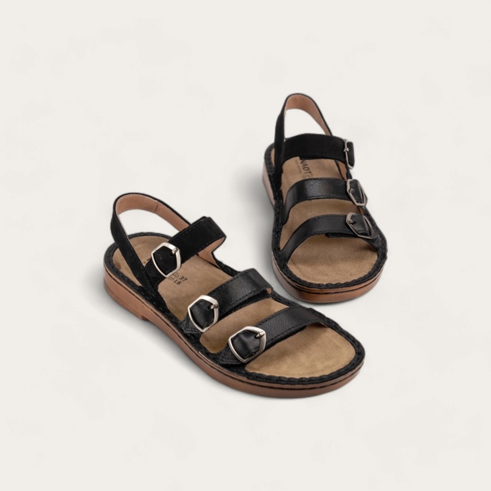 NEW NAOT Footwear- Lamego, size 9